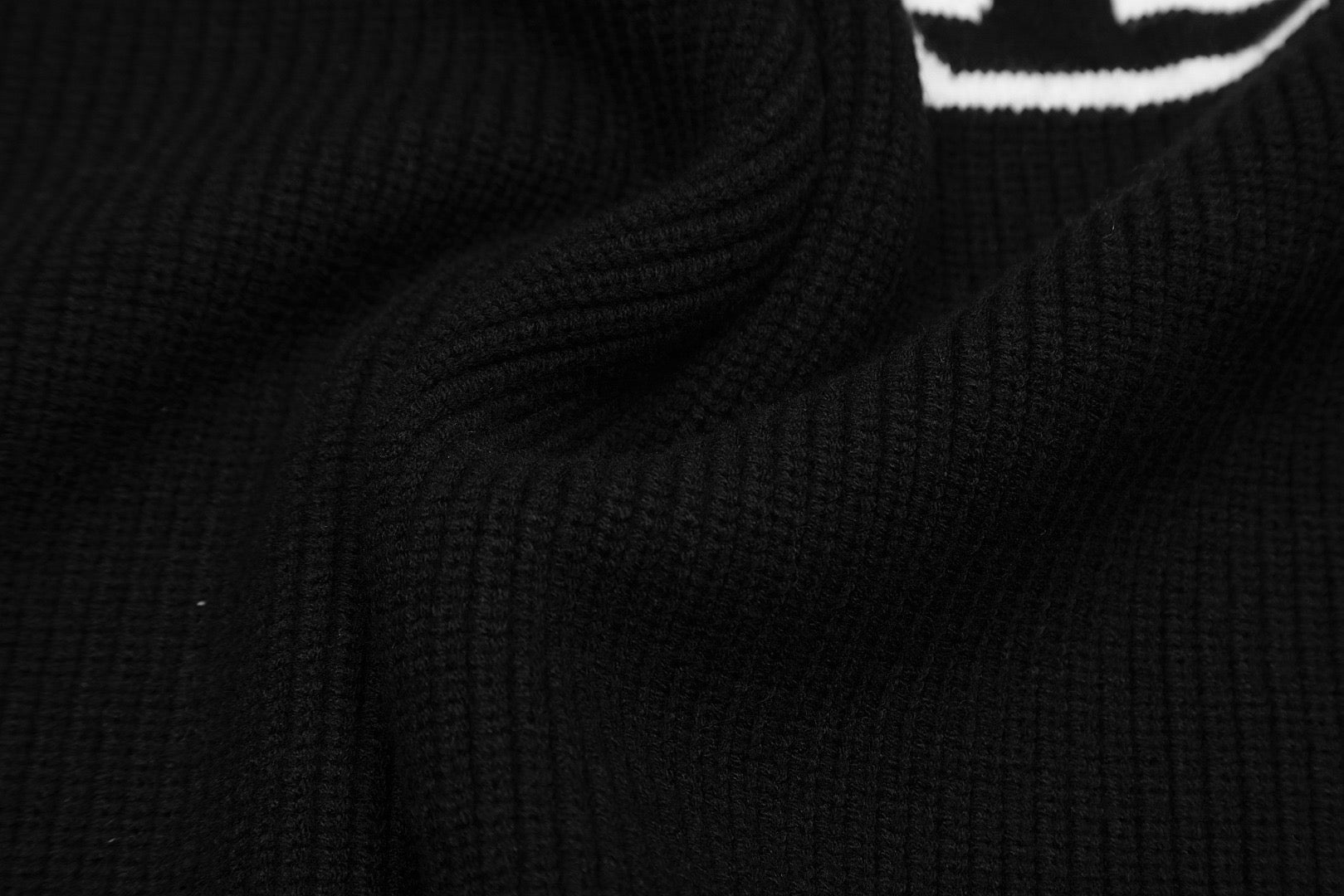 Intarsia - Sweater - Tygra Clothing