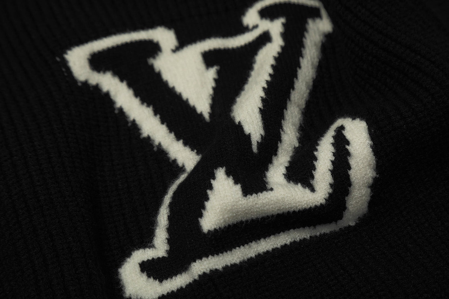 Intarsia - Sweater - Tygra Clothing